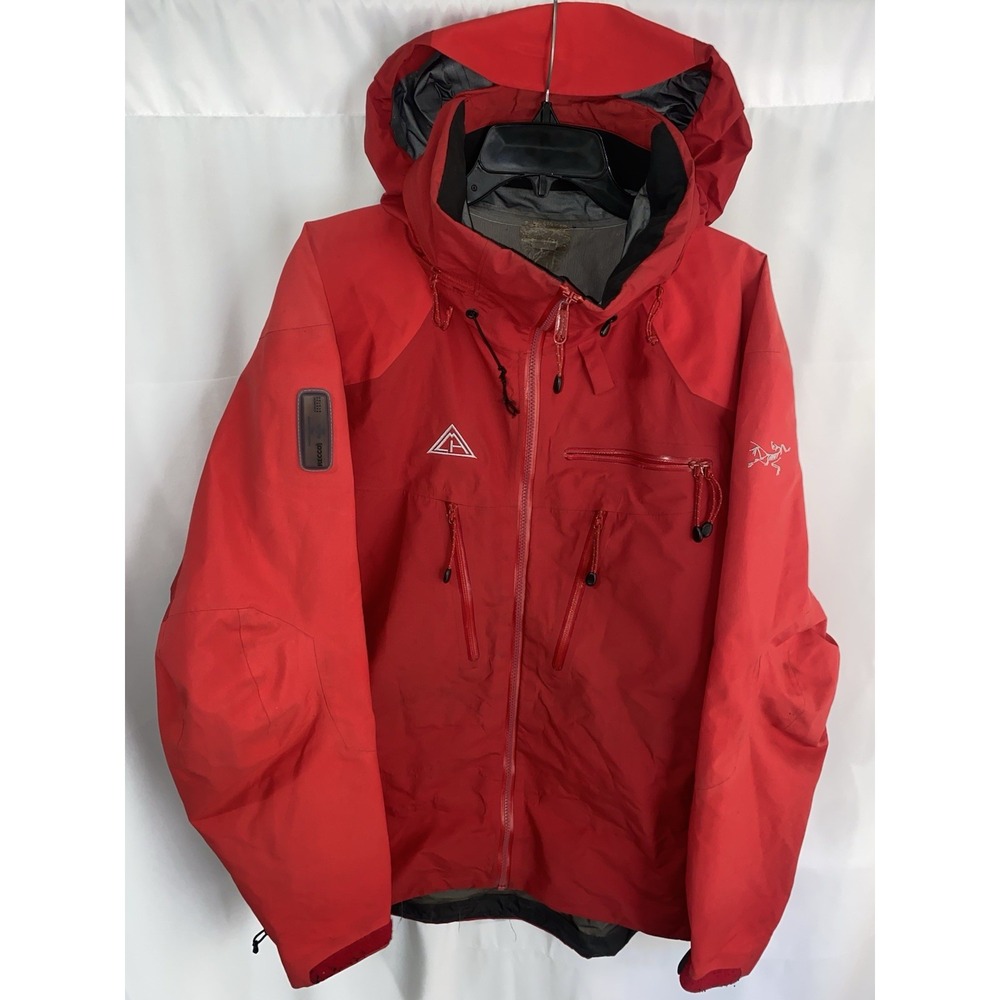 Arc'teryx X CMH Heli-Skiing Gore-Tex Pro Shell Recco Jacket Red Men Large Canada